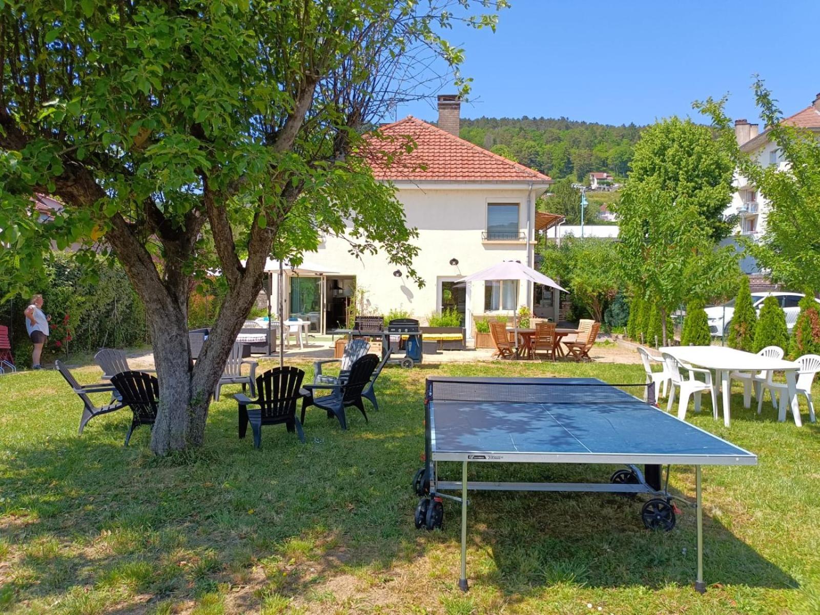 Gite Les Dames Du Quint 3 Etoiles Baume-les-Dames Zimmer foto
