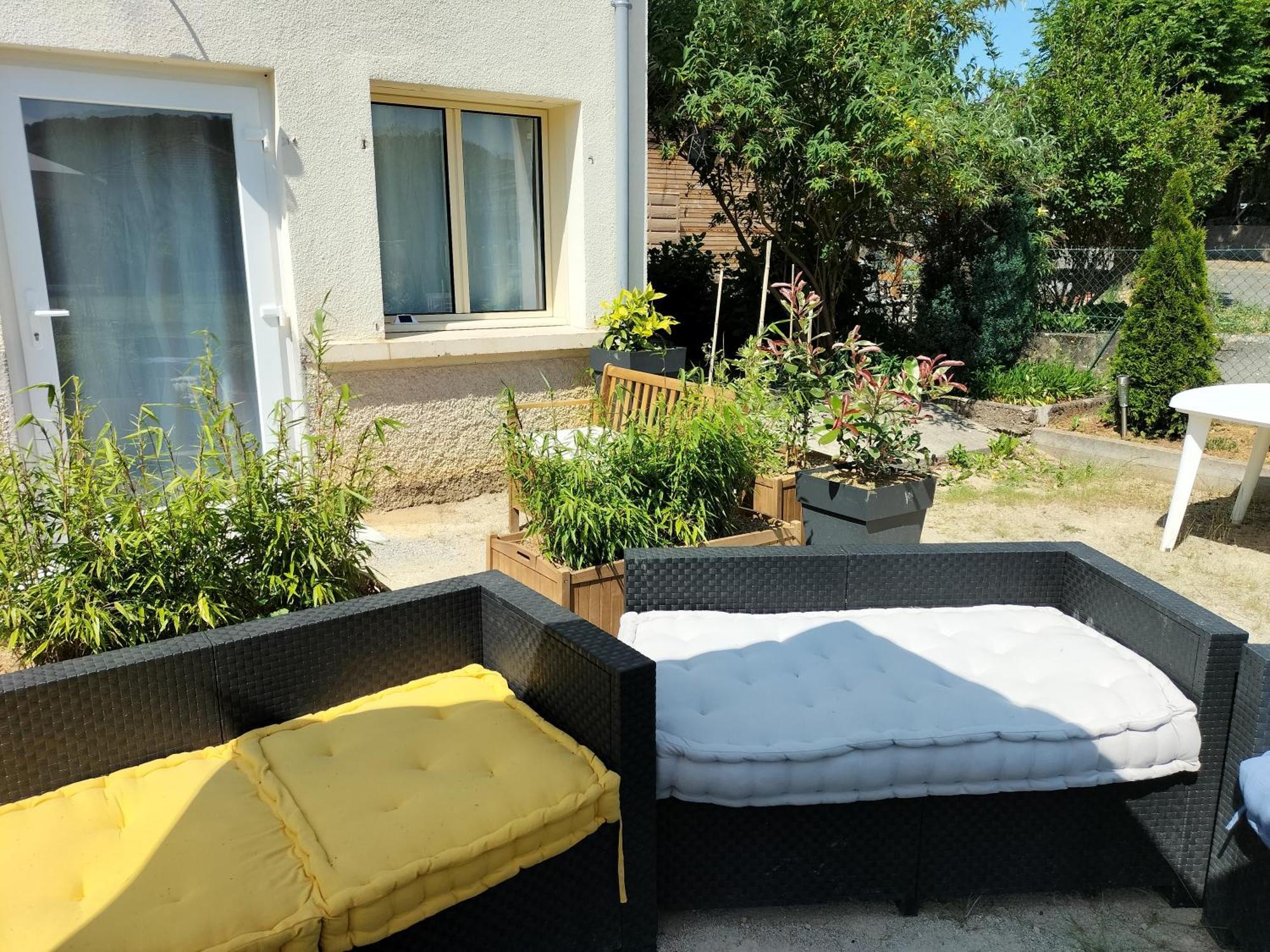 Gite Les Dames Du Quint 3 Etoiles Baume-les-Dames Zimmer foto